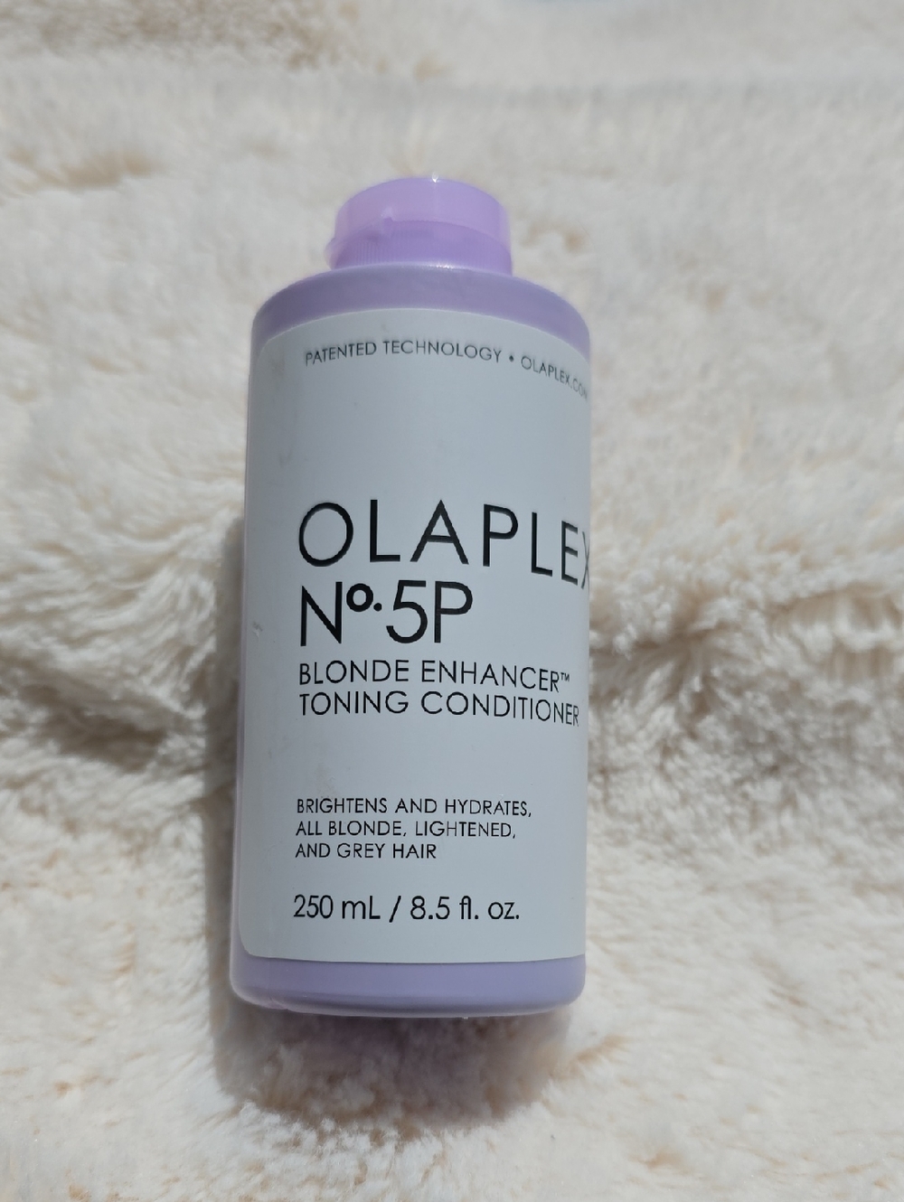 OLAPLEX No.5P Blonde Enhancer Toning Conditioner - Lavender/White